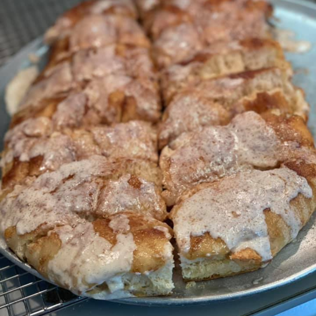 fatzos pizza cinnamon sticks